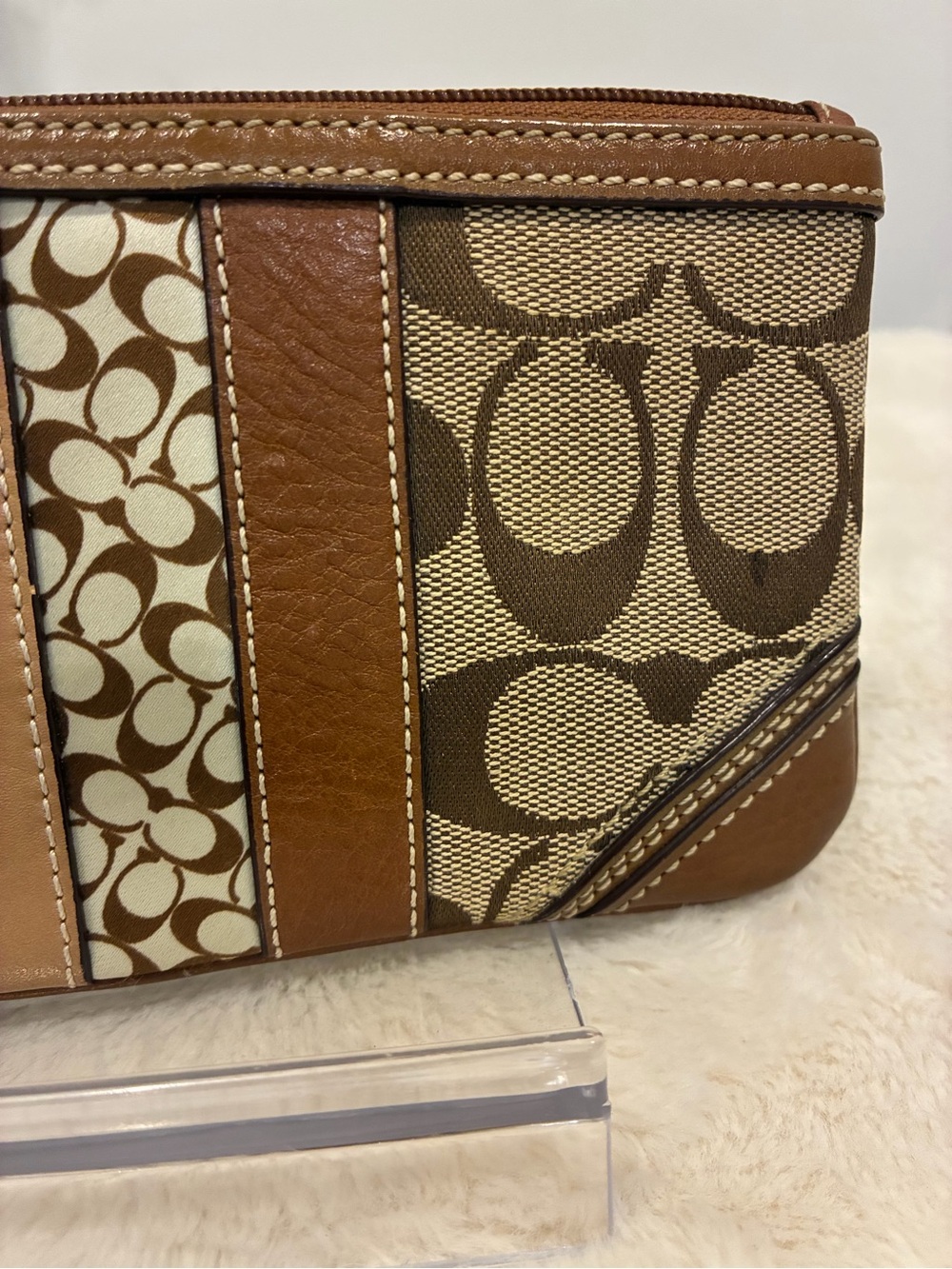 Coach Signature Patchwork Wristlet Brown Tan Leather Tassel Y2K - Picture 8 of 10